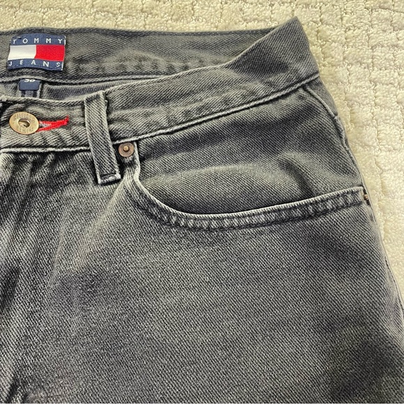 Vintage Tommy Hilfiger Shorts Mens 30 Black Denim Cotton Casual - Picture 4 of 7